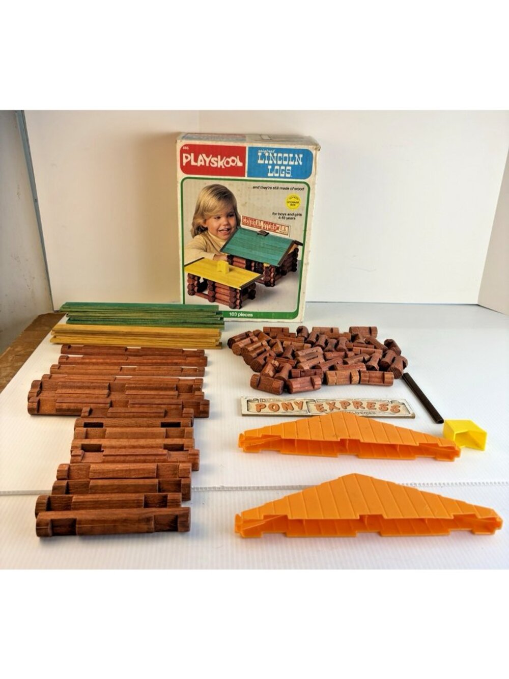 Vintage 1978 Playskool Lincoln Logs #885 General Store Set Box 73 Pcs Incomplete